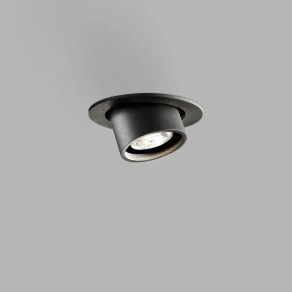 Angle LED Downlight - Sort finish med varmt 2700/3000K lys (Light-Point)
