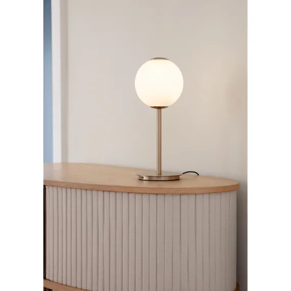 Audrey Bordlampe H37 USB-C Oplader