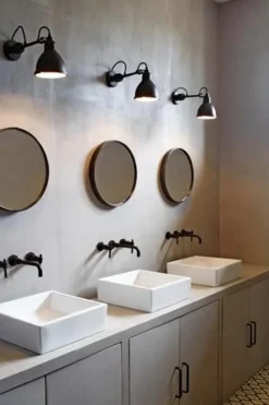 304 BATHROOM VÆGLAMPE SORT/SORT