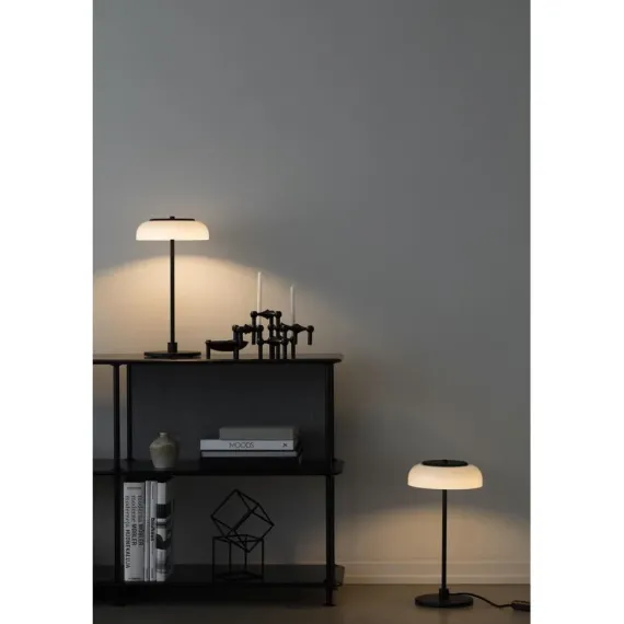 BLOSSI BORDLAMPE SORT/OPAL LED DÆMP SMALL