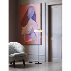 BLOSSI GULVLAMPE SORT/OPAL LED DÆMP
