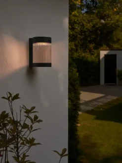 Coupar Solar | Væglampe | Sort