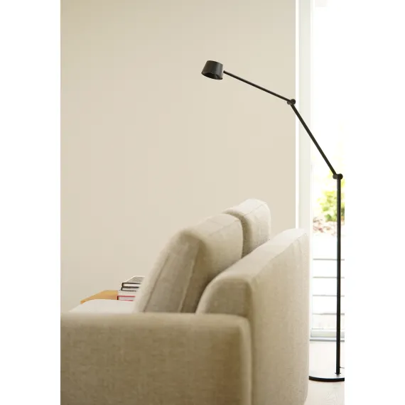 DIRECTION F2 H130 - GULVLAMPE - SORT