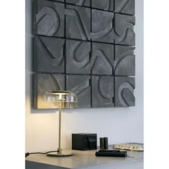 https://lampeagenten.dk/products/blossi-bordlampe-nordic-guld-klar-led-daemp-1
