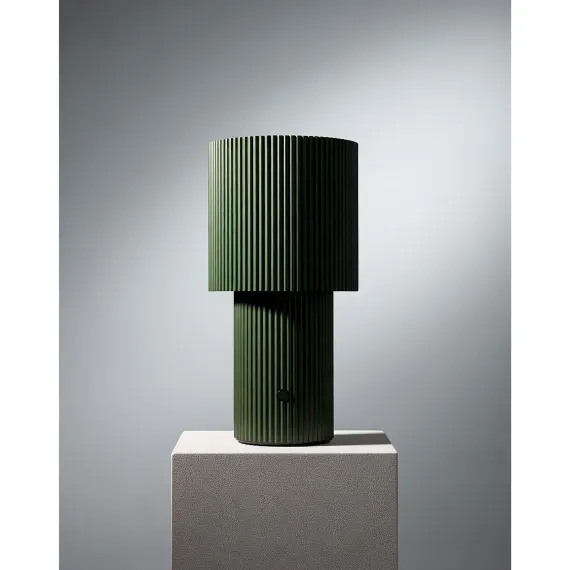 ILUMA - PORTABLE LAMPE - OLIVENGRØN