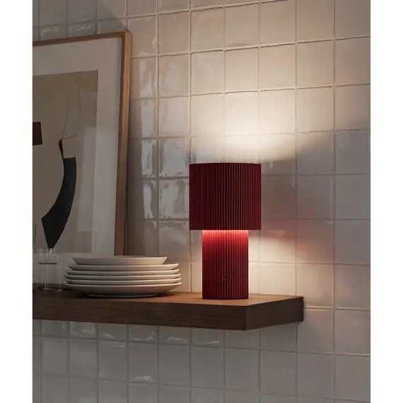 ILUMA - PORTABLE LAMPE - RØD