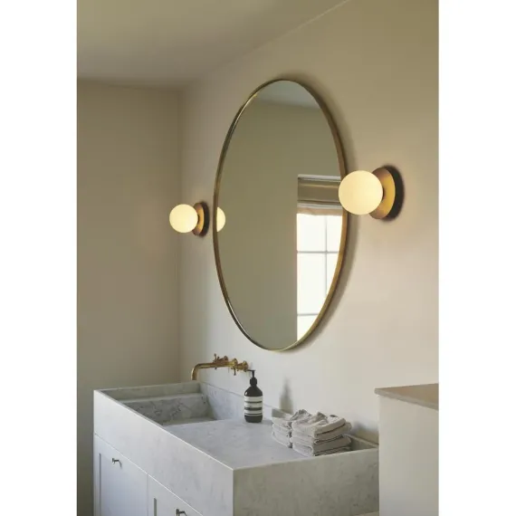 LIILA 1 MEDIUM VÆGLAMPE IP44 SORT/OPAL