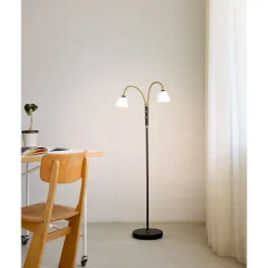 LUCID LED GULVLAMPE 2 ARM OPAL ANTIQUE