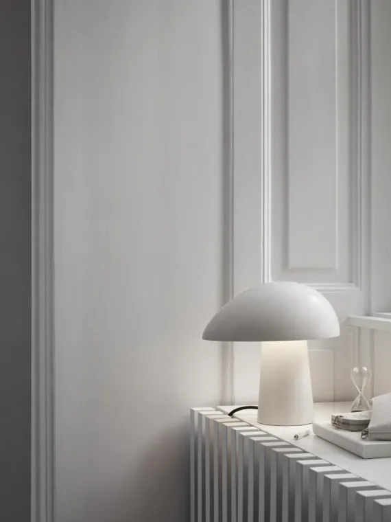 Night Owl Bordlampe Hvid Fritz Hansen