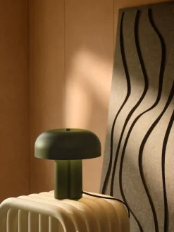 Sandro | Bordlampe | Mørk grøn
