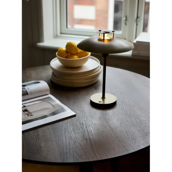 Stepp 1-2-3 Portable - Antique Finish - Genopladelig bordlampe med klassisk touch