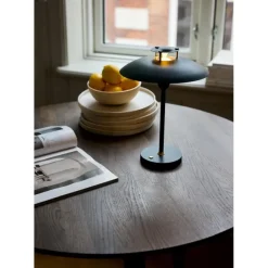 STEPP 1-2-3 Portable - Mørke Grøn - Bærbar LED-bordlampe fra Halo Design