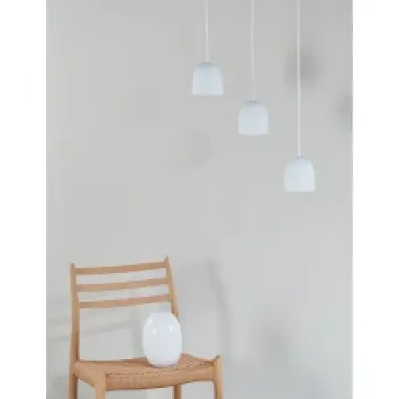 Super215 Opal-glas Pendel - Piet Hein (Ø 21,5 cm, 3 m hvid ledning)