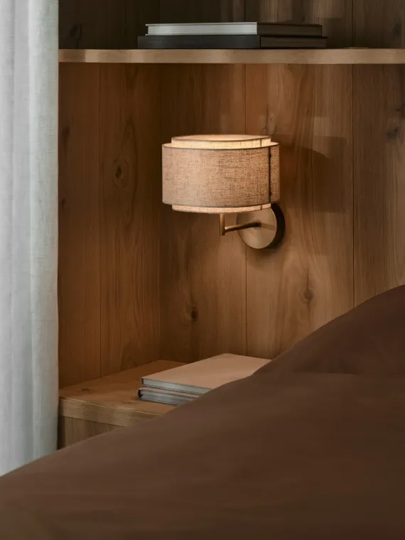 TAKAI VÆGLAMPE BEIGE