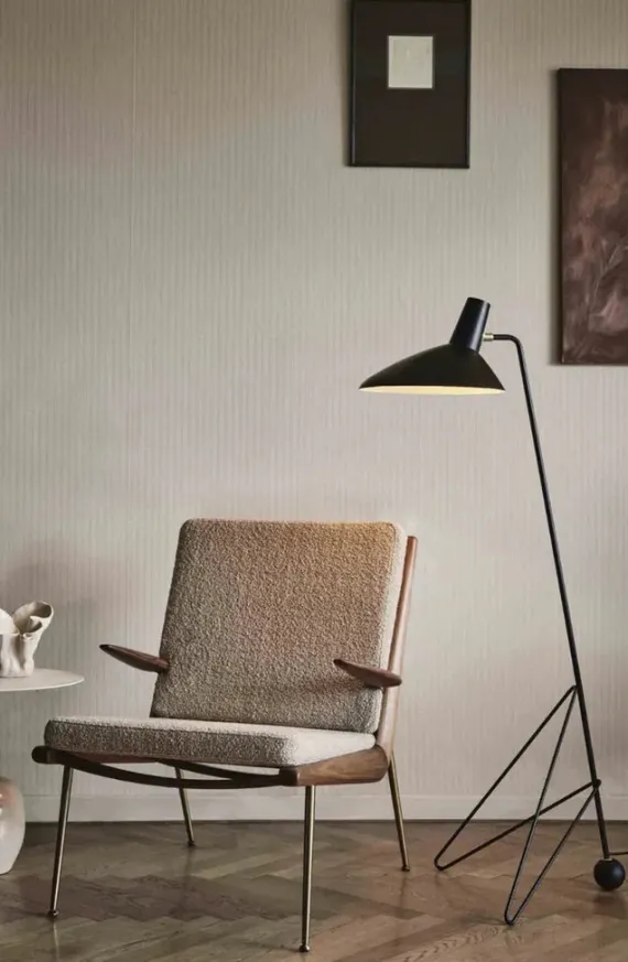 TRIPOD HM8 - GULVLAMPE - BLACK