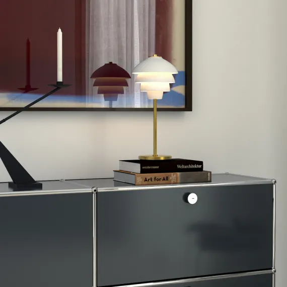 Valencia Ø18 - bordlampe - Mat hvid med messingdetaljer